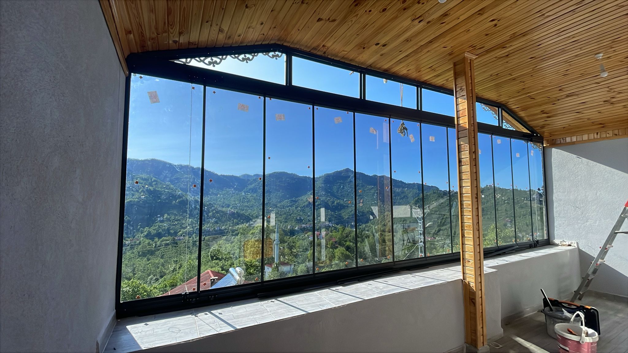 Katlanır Cam Balkon Modelleri - Konforlu ve Dayanıklı Tasarımlar